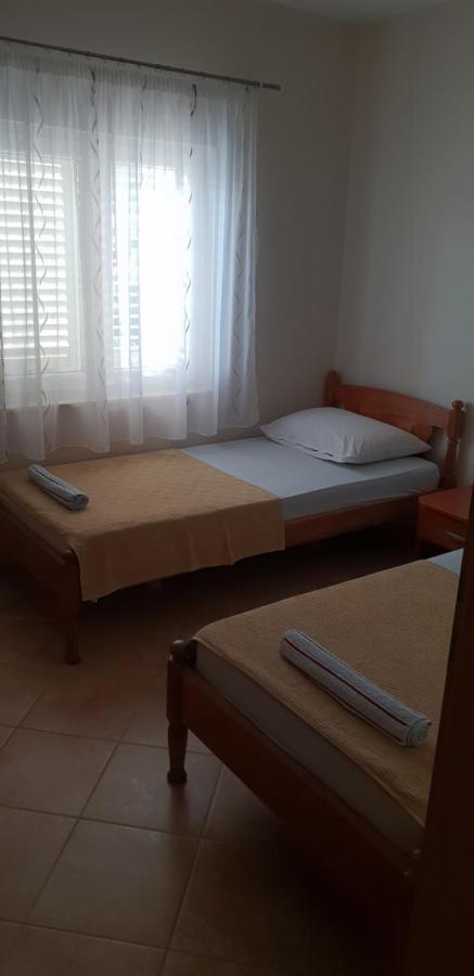 Apartment Pralija *