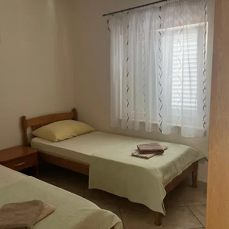 Apartments Pralija Sevid Exterior photo