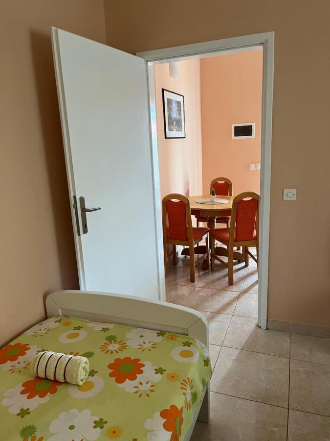 Apartment Pralija
