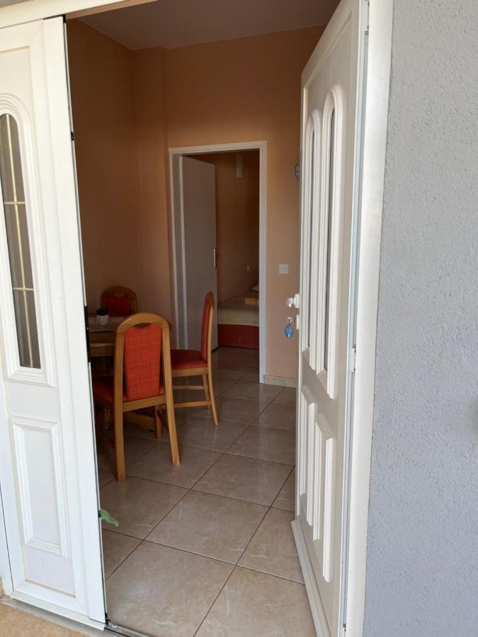 Apartment Pralija *